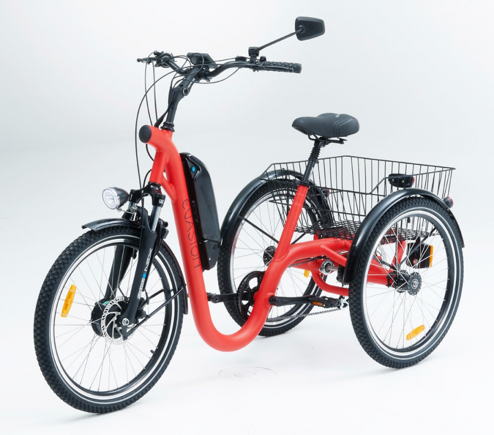 Tricycle evasion red 24 1